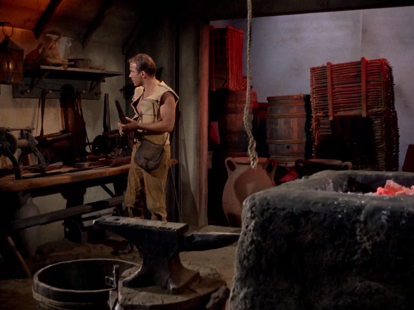 ariane179254_StarTrek_2x19_APrivateLittleWar_2125.jpg