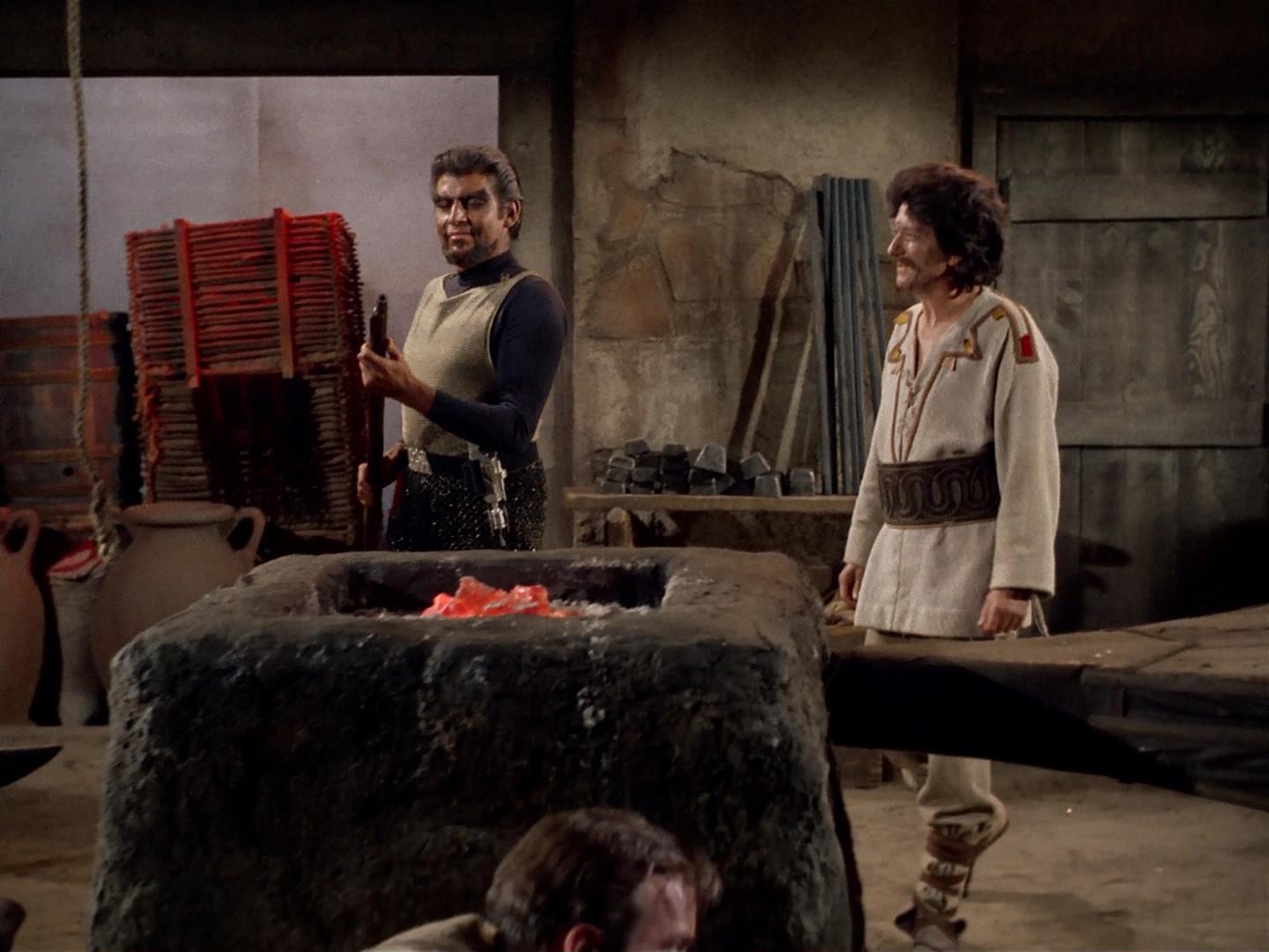 ariane179254_StarTrek_2x19_APrivateLittleWar_2149.jpg