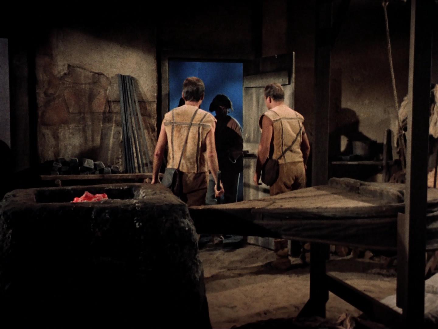 ariane179254_StarTrek_2x19_APrivateLittleWar_2188.jpg