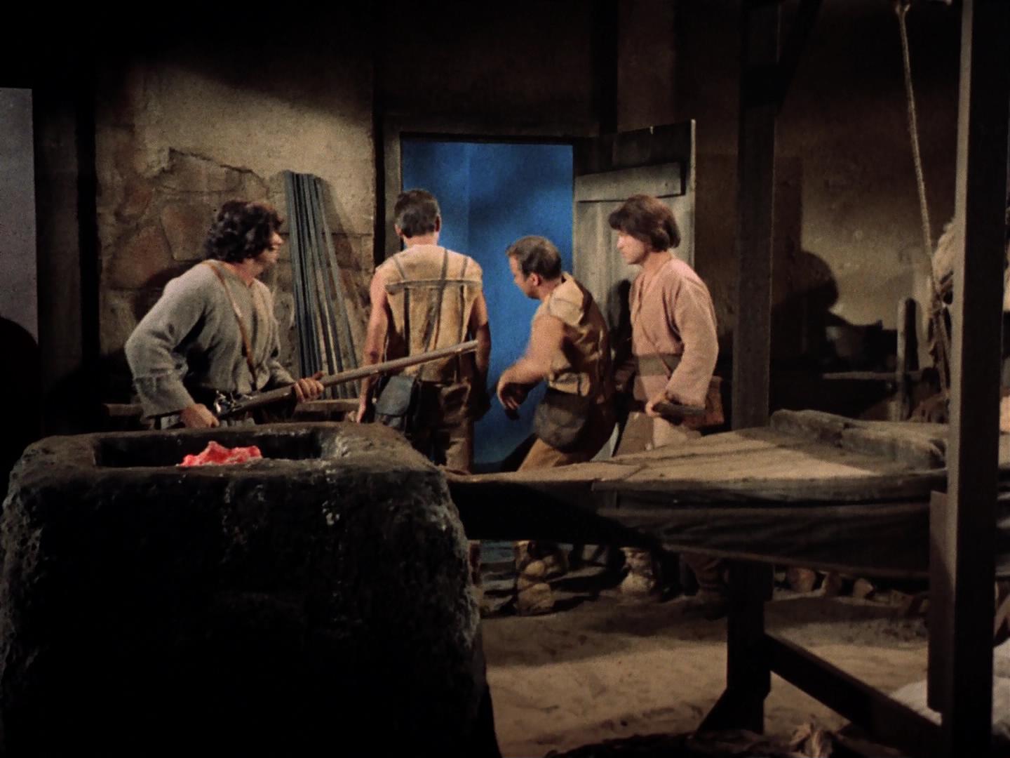 ariane179254_StarTrek_2x19_APrivateLittleWar_2194.jpg
