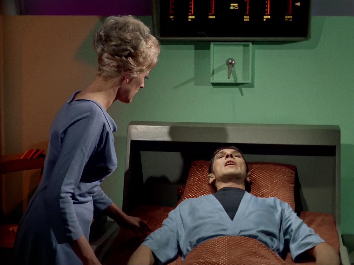 ariane179254_StarTrek_2x19_APrivateLittleWar_2230.jpg