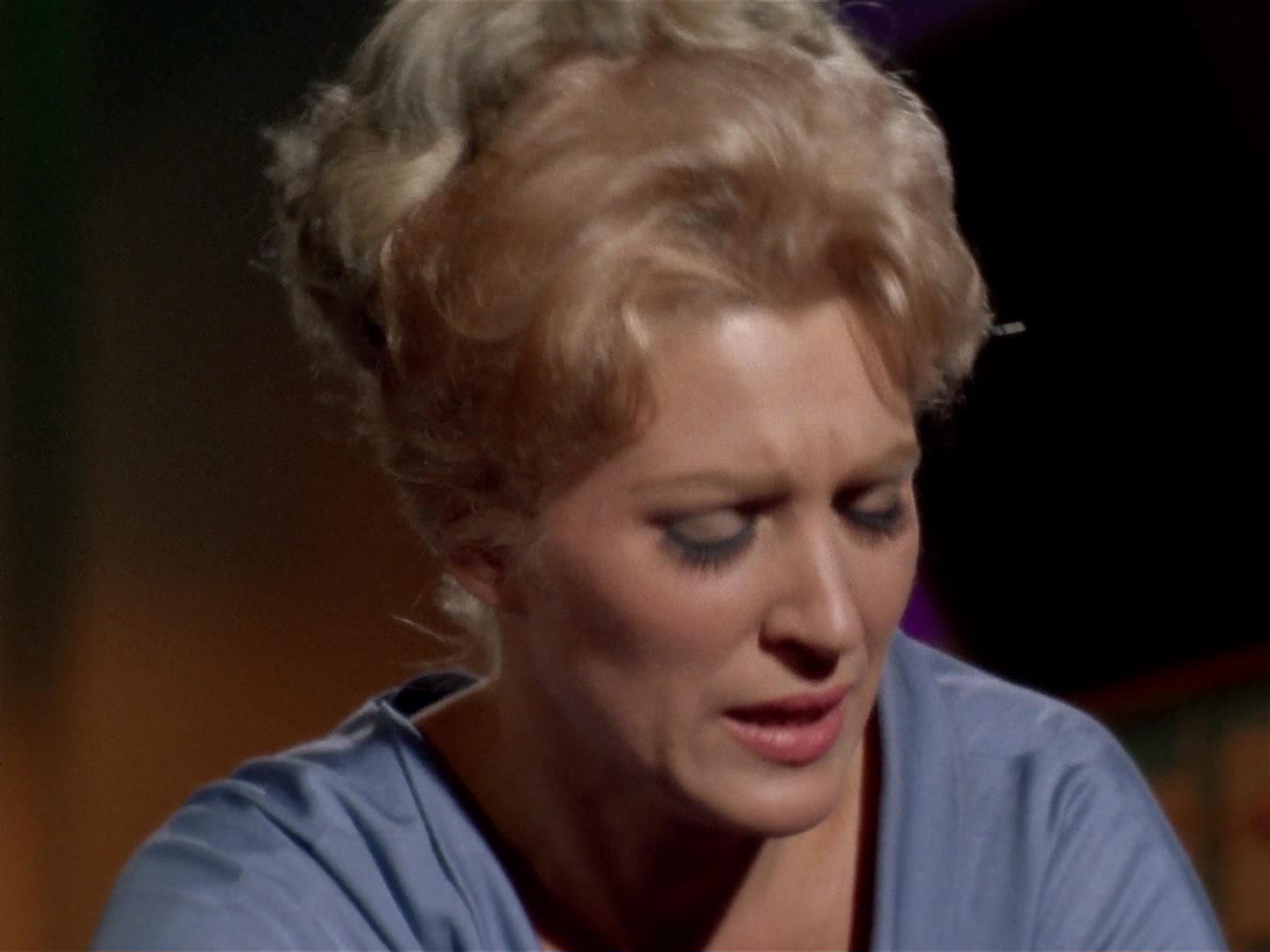ariane179254_StarTrek_2x19_APrivateLittleWar_2241.jpg