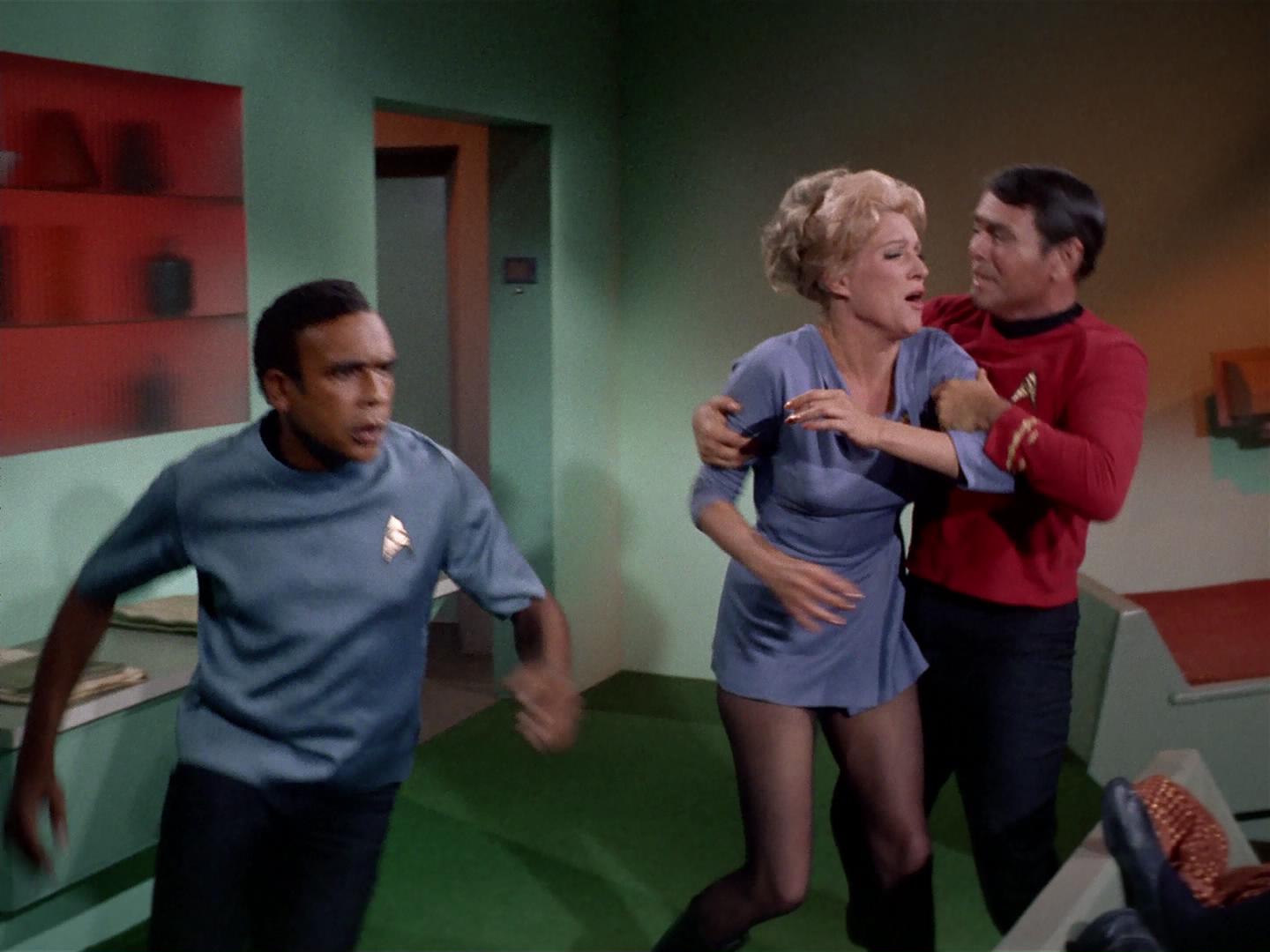 ariane179254_StarTrek_2x19_APrivateLittleWar_2255.jpg