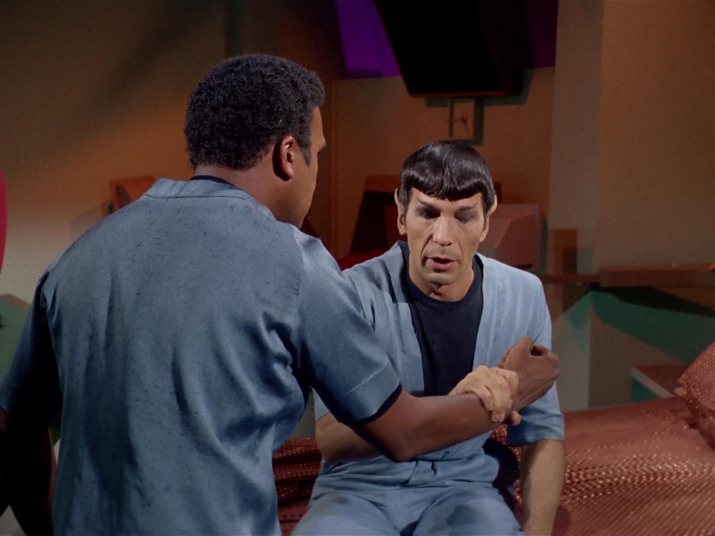 ariane179254_StarTrek_2x19_APrivateLittleWar_2271.jpg