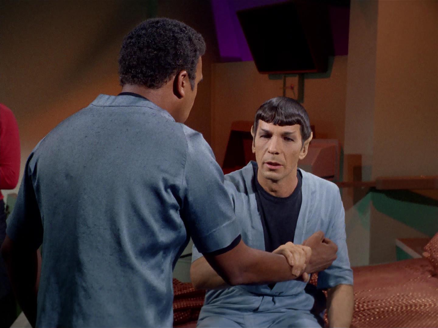 ariane179254_StarTrek_2x19_APrivateLittleWar_2274.jpg