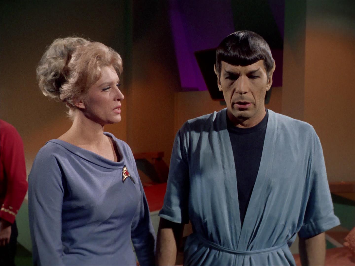 ariane179254_StarTrek_2x19_APrivateLittleWar_2298.jpg