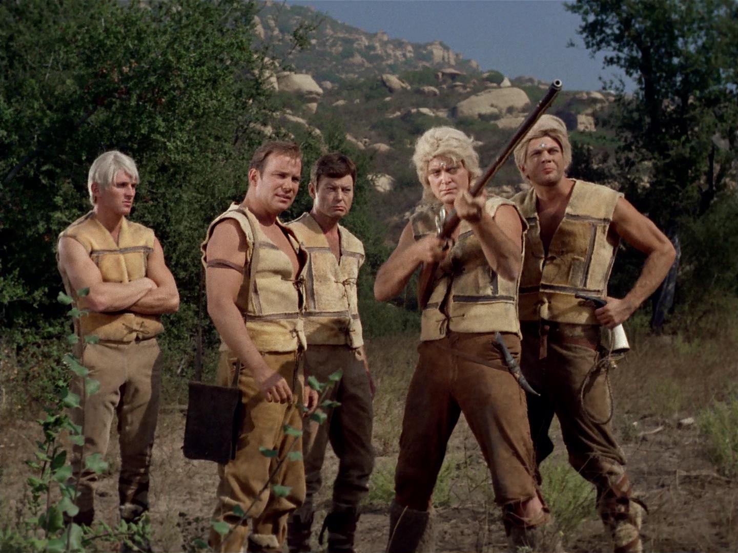 ariane179254_StarTrek_2x19_APrivateLittleWar_2323.jpg