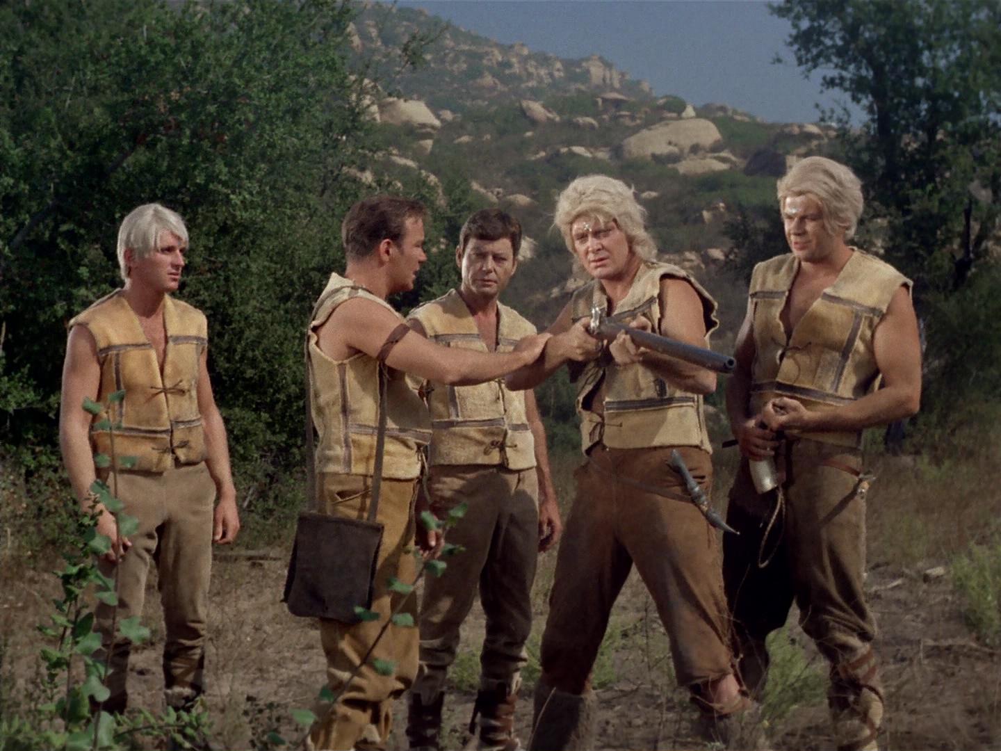 ariane179254_StarTrek_2x19_APrivateLittleWar_2337.jpg