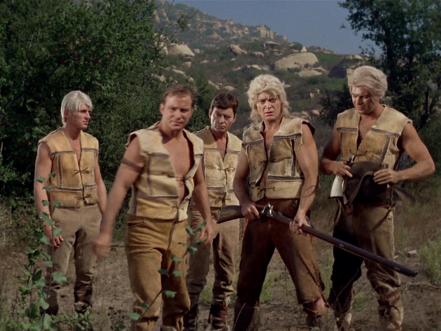 ariane179254_StarTrek_2x19_APrivateLittleWar_2345.jpg
