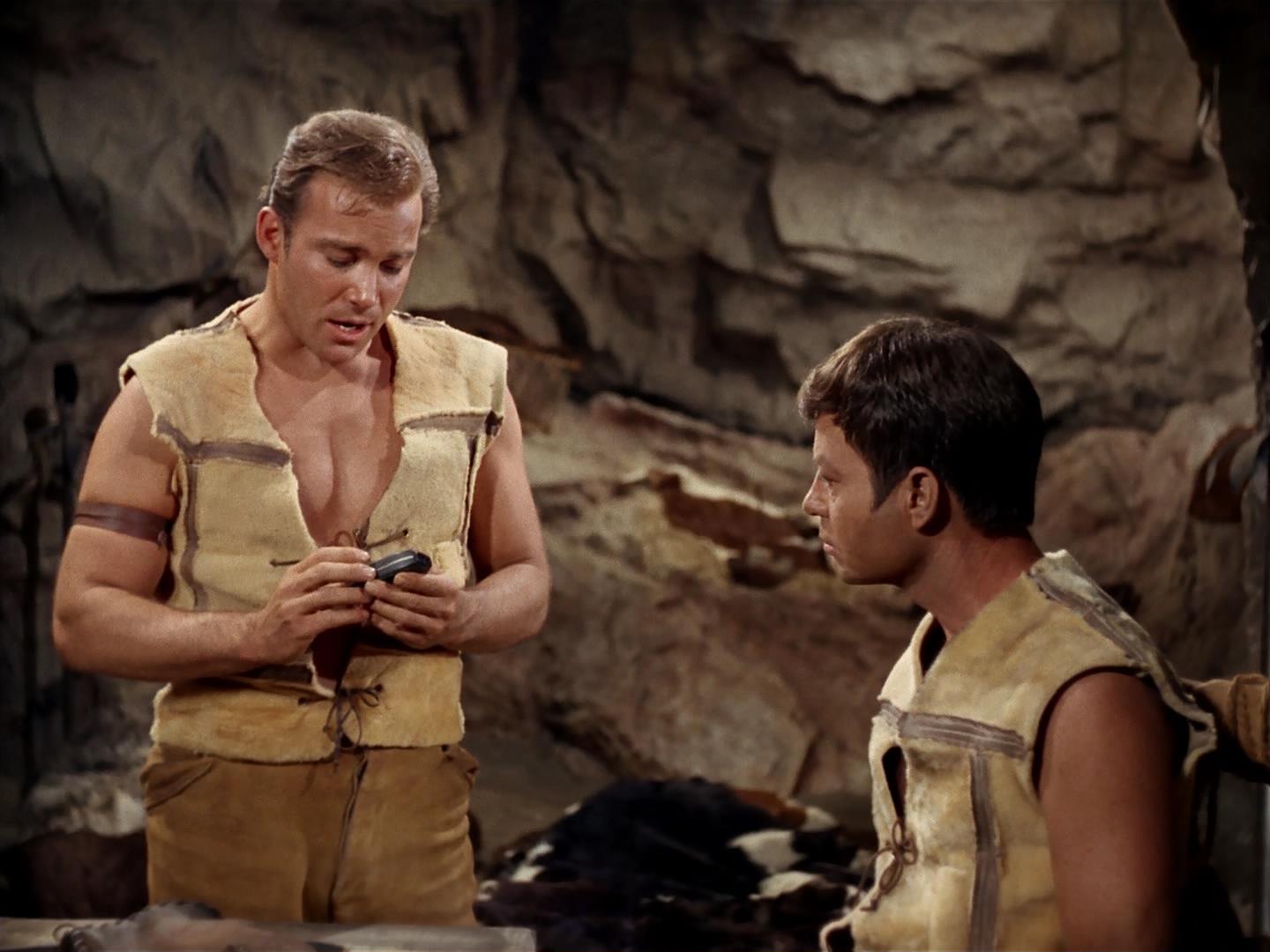 ariane179254_StarTrek_2x19_APrivateLittleWar_2559.jpg
