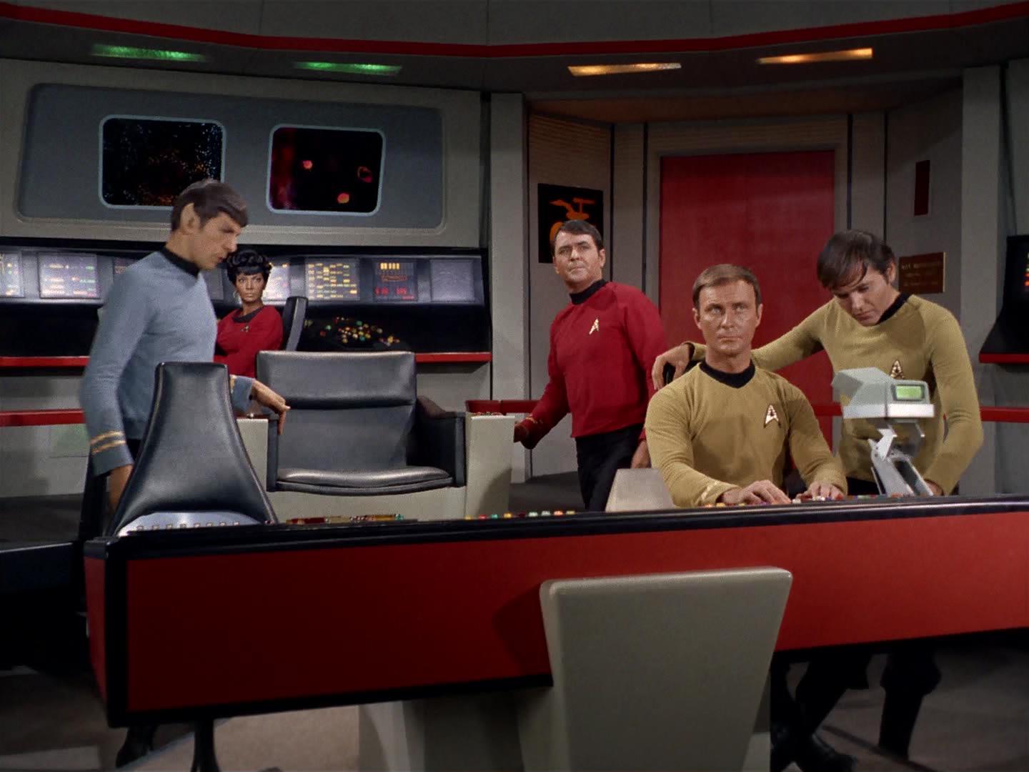ariane179254_StarTrek_2x19_APrivateLittleWar_2580.jpg