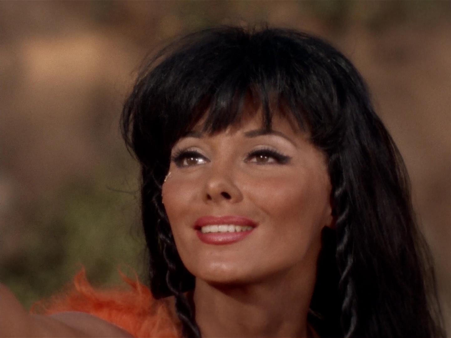 ariane179254_StarTrek_2x19_APrivateLittleWar_2629.jpg