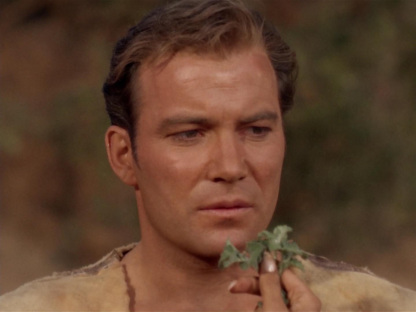 ariane179254_StarTrek_2x19_APrivateLittleWar_2630.jpg
