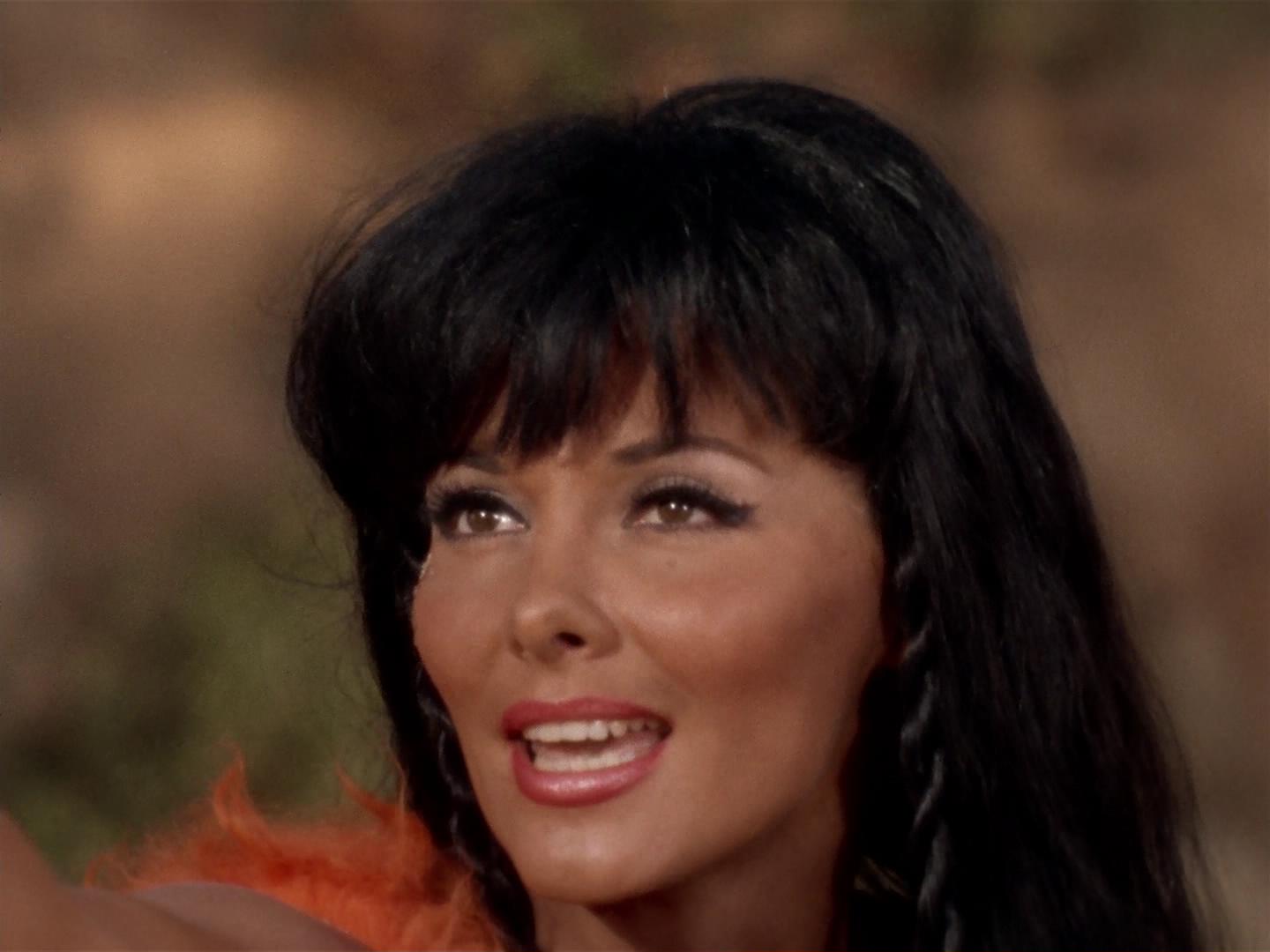 ariane179254_StarTrek_2x19_APrivateLittleWar_2632.jpg