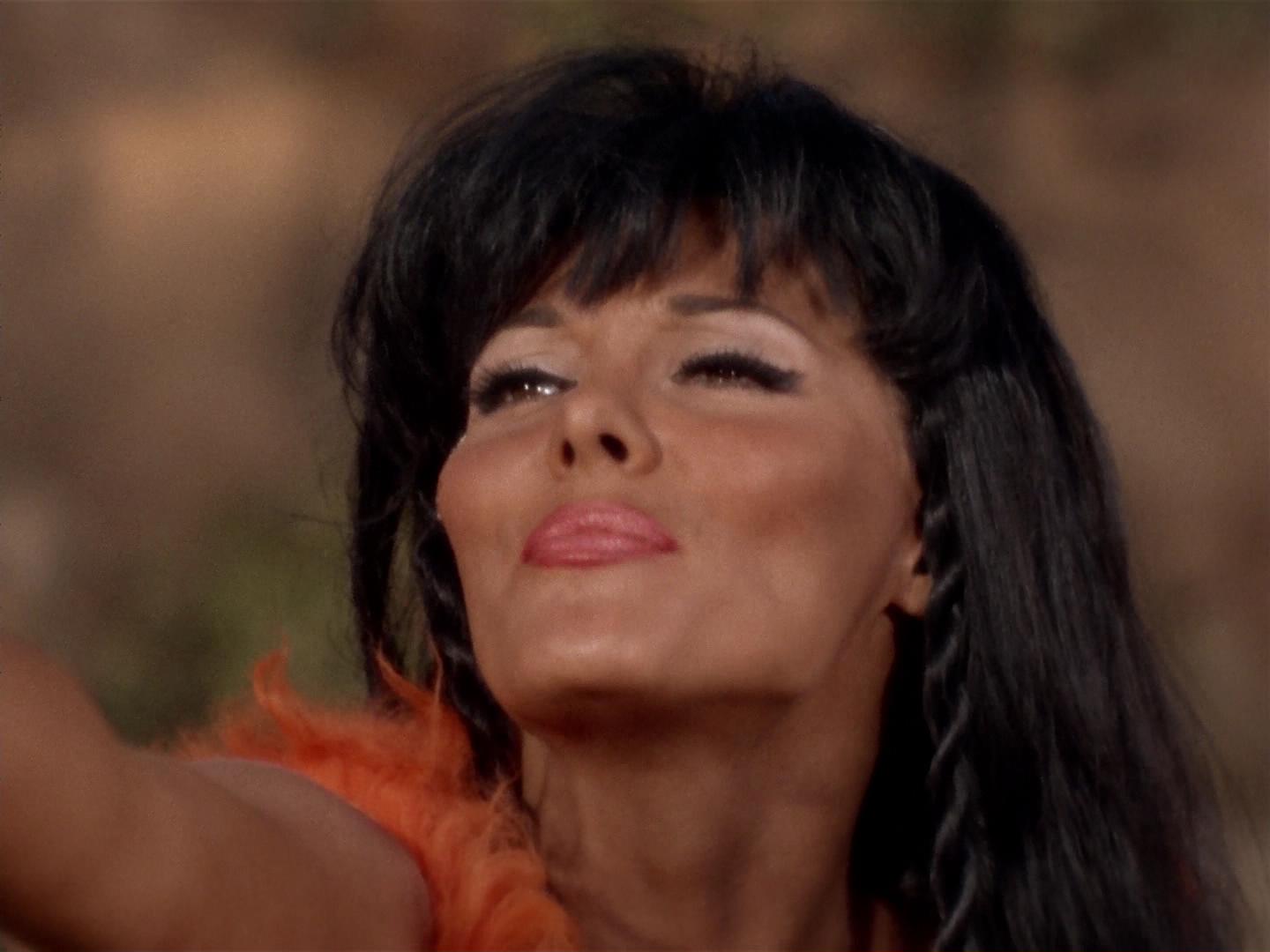 ariane179254_StarTrek_2x19_APrivateLittleWar_2645.jpg