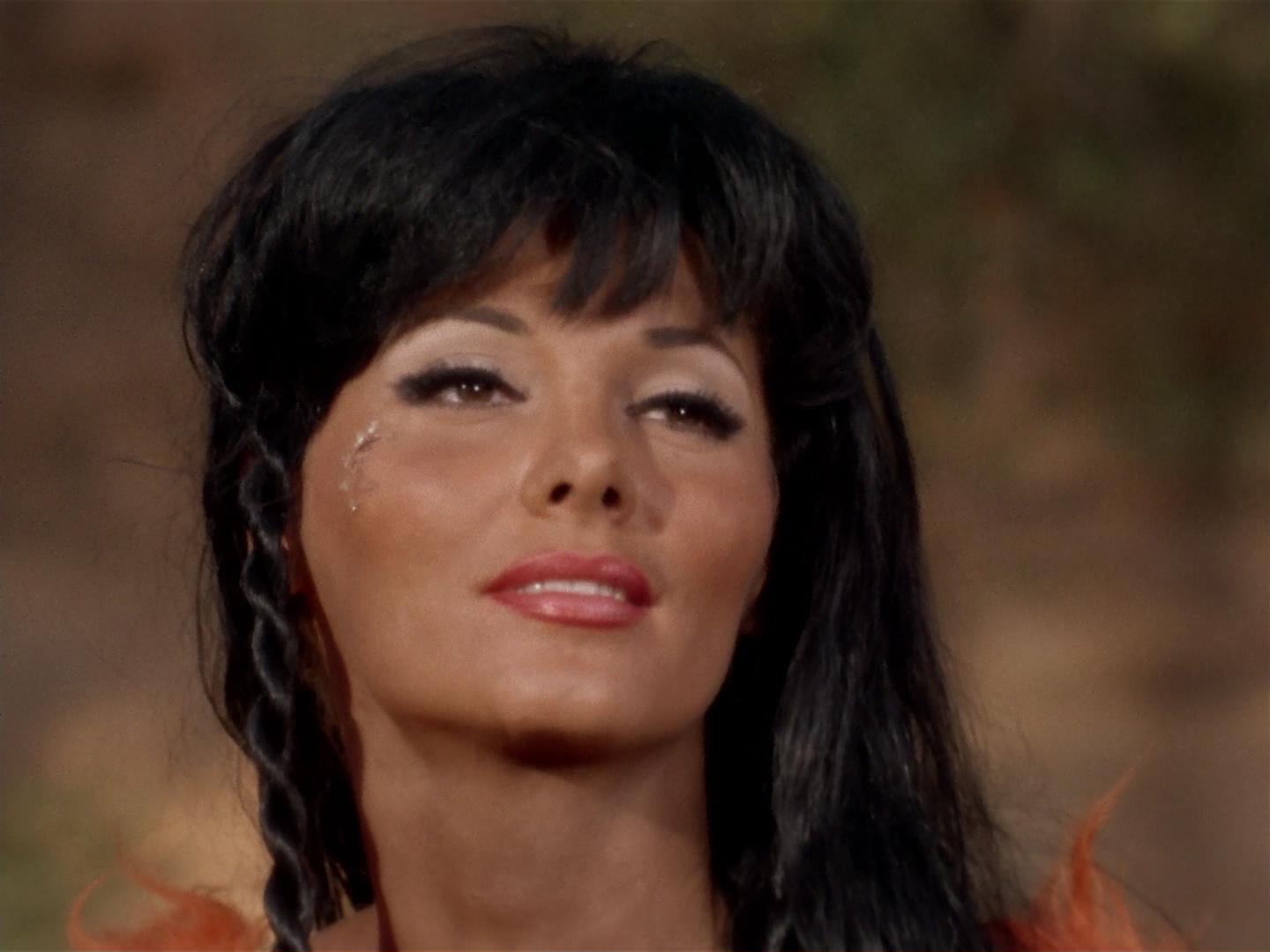 ariane179254_StarTrek_2x19_APrivateLittleWar_2689.jpg