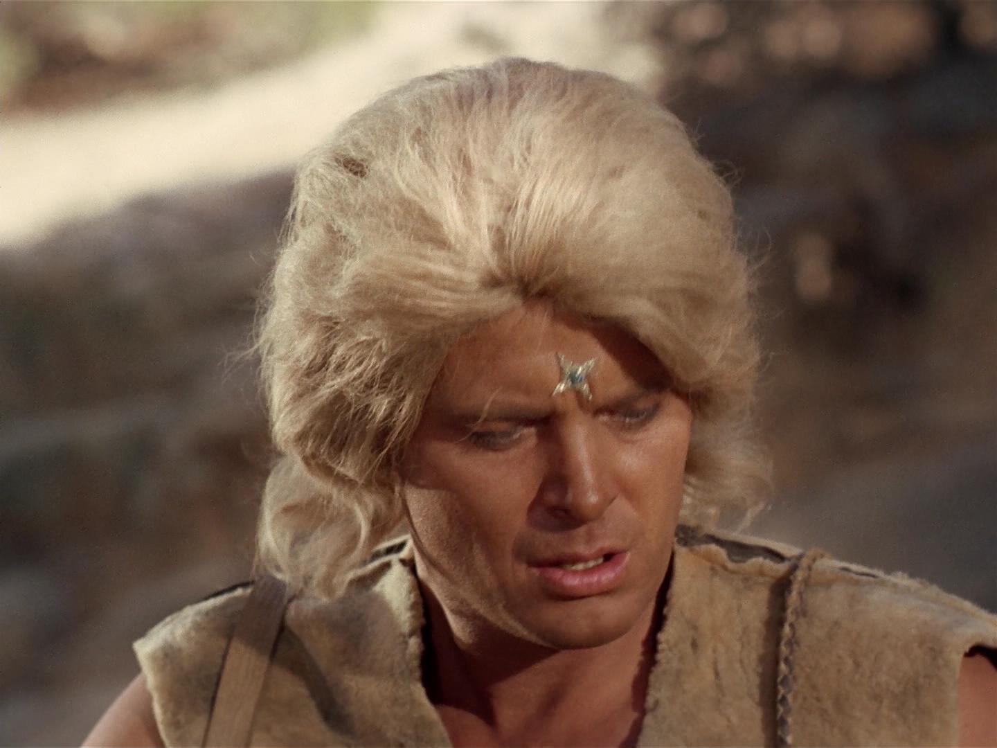 ariane179254_StarTrek_2x19_APrivateLittleWar_2720.jpg