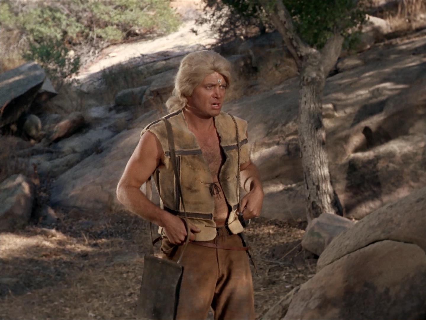 ariane179254_StarTrek_2x19_APrivateLittleWar_2729.jpg