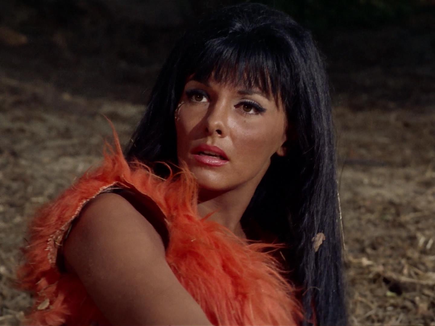 ariane179254_StarTrek_2x19_APrivateLittleWar_2789.jpg