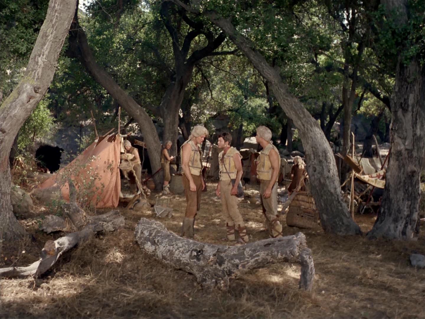 ariane179254_StarTrek_2x19_APrivateLittleWar_2818.jpg
