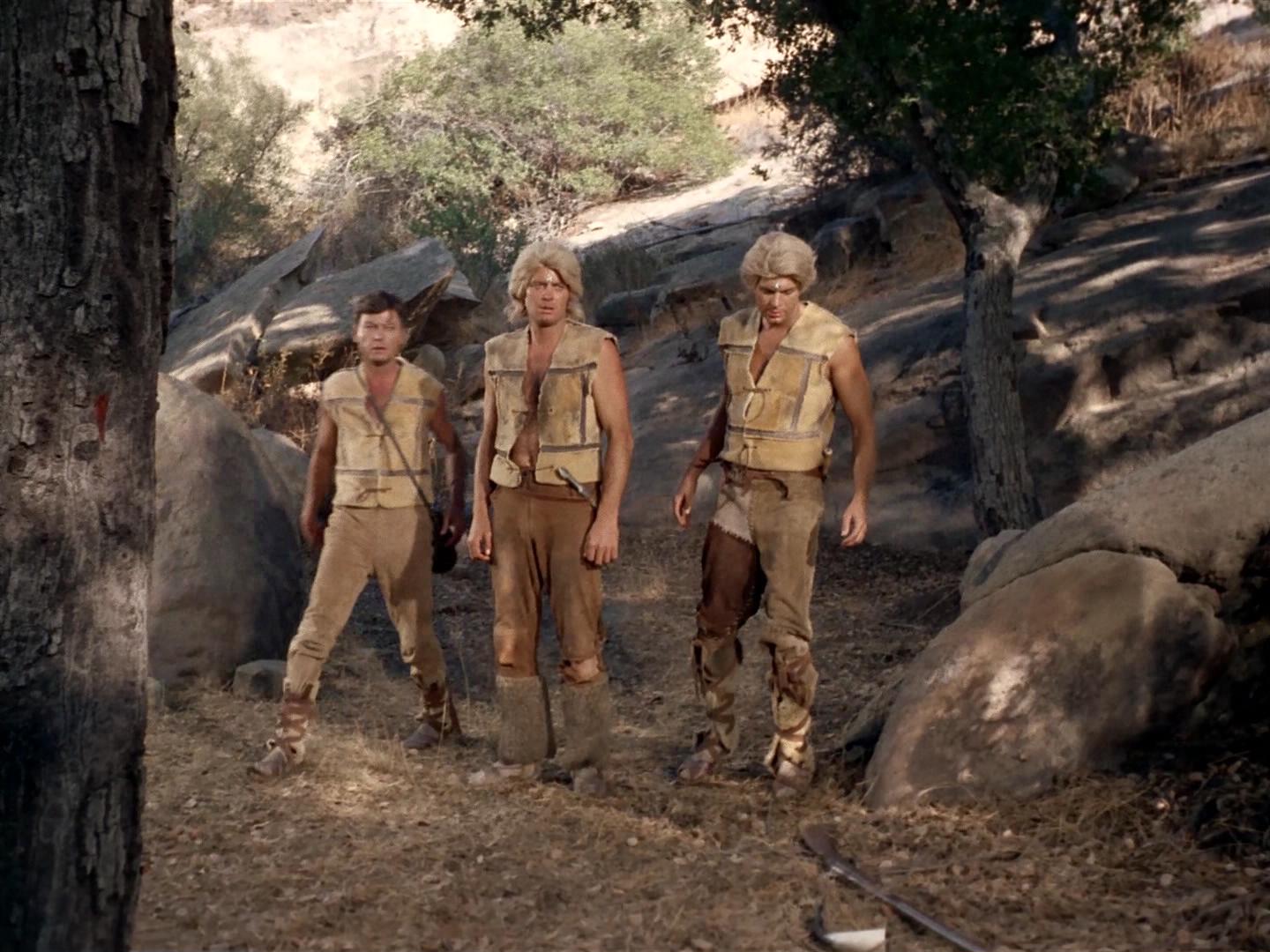ariane179254_StarTrek_2x19_APrivateLittleWar_2833.jpg