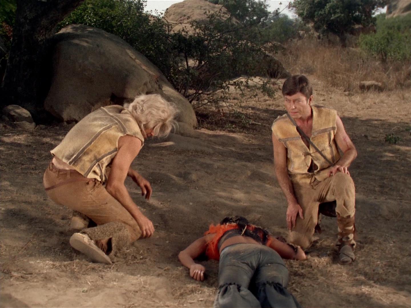 ariane179254_StarTrek_2x19_APrivateLittleWar_3085.jpg