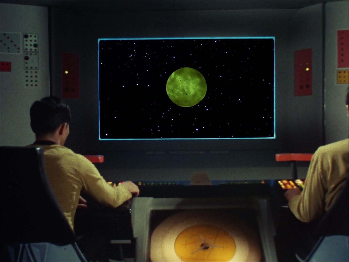 ariane179254_StarTrek_2x20_ReturnToTomorrow_0059.jpg