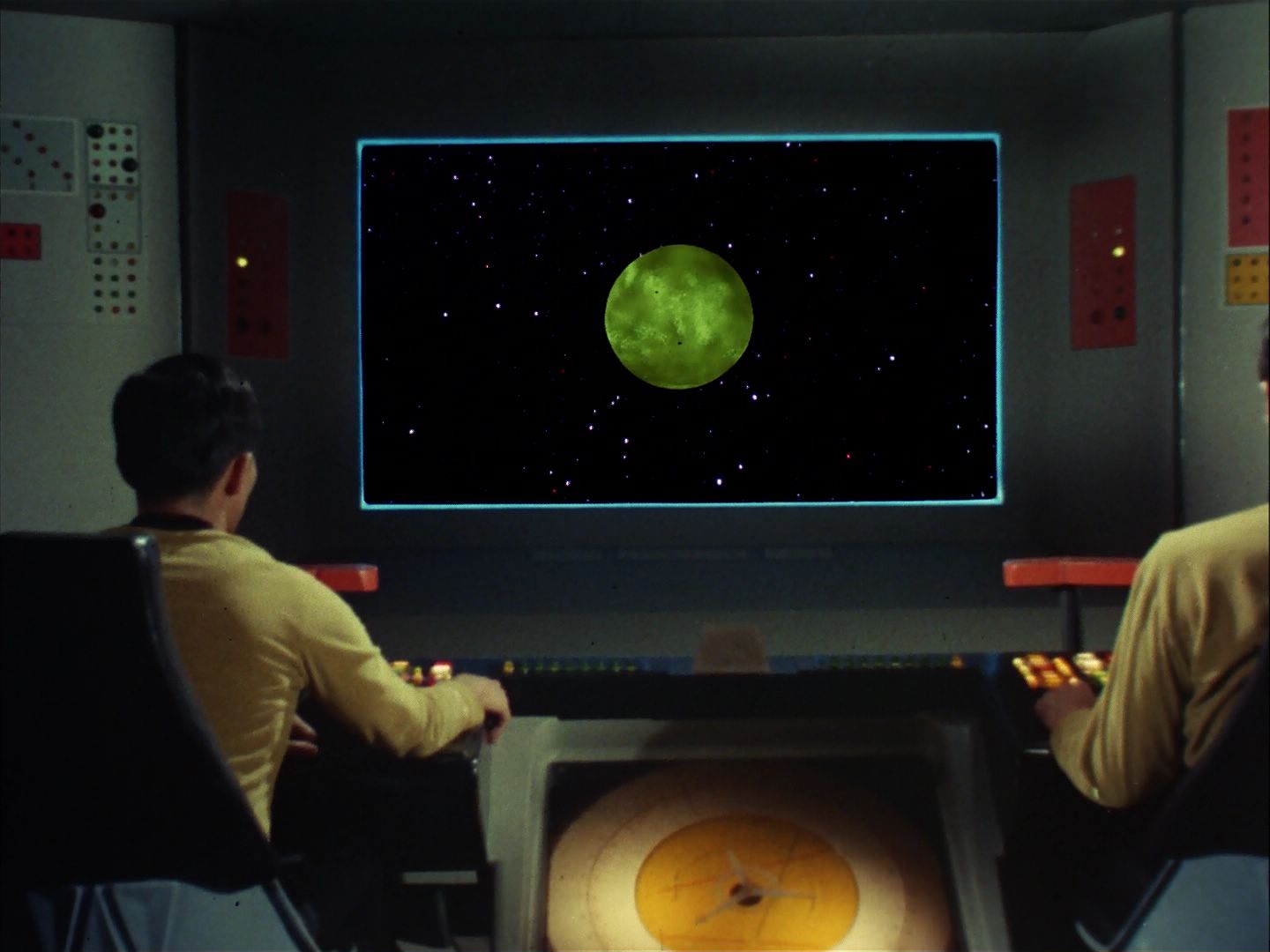 ariane179254_StarTrek_2x20_ReturnToTomorrow_0060.jpg