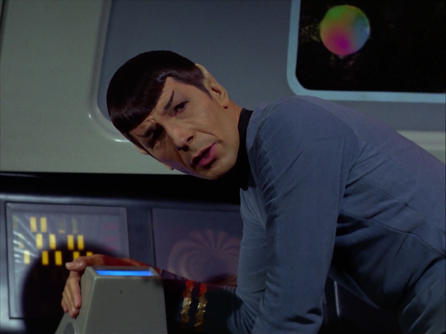 ariane179254_StarTrek_2x20_ReturnToTomorrow_0067.jpg