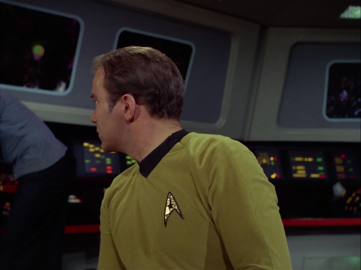 ariane179254_StarTrek_2x20_ReturnToTomorrow_0074.jpg