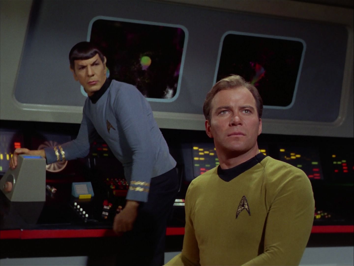 ariane179254_StarTrek_2x20_ReturnToTomorrow_0082.jpg