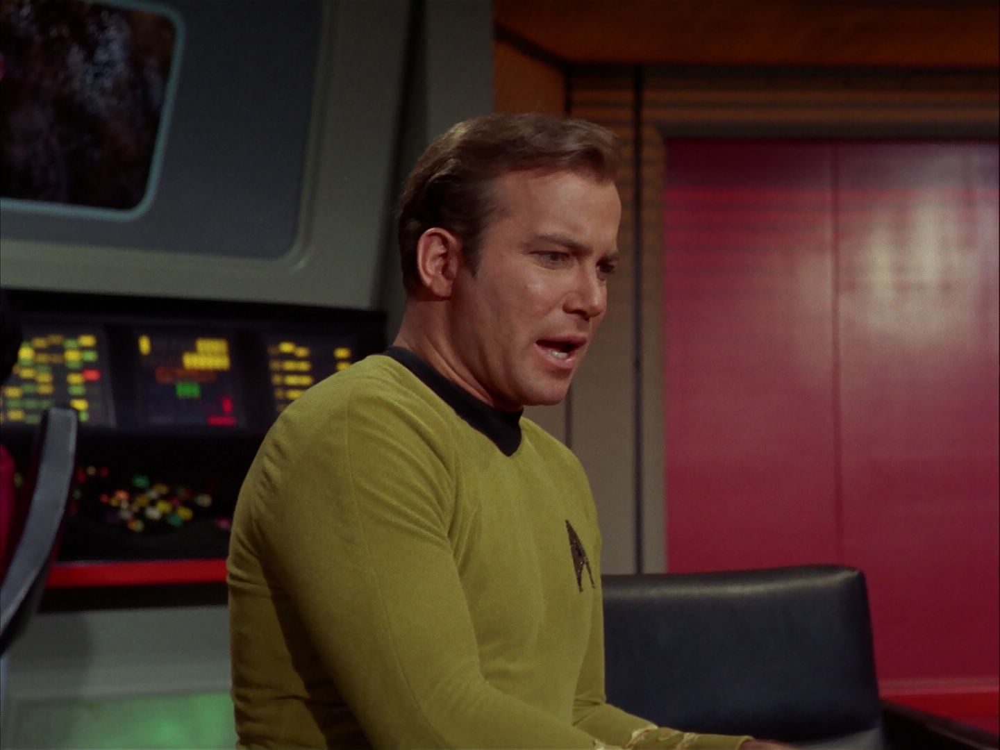 ariane179254_StarTrek_2x20_ReturnToTomorrow_0268.jpg
