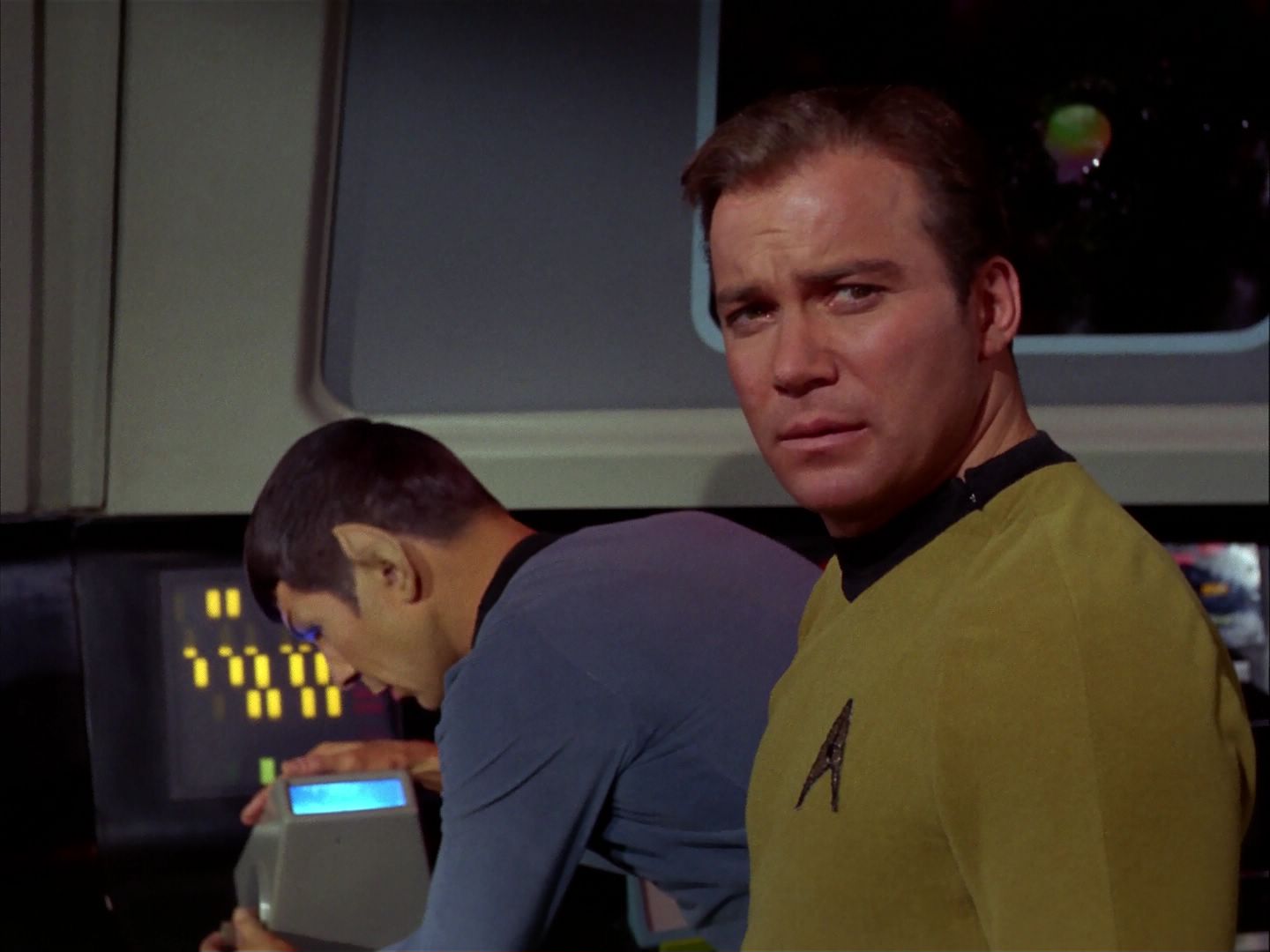 ariane179254_StarTrek_2x20_ReturnToTomorrow_0296.jpg