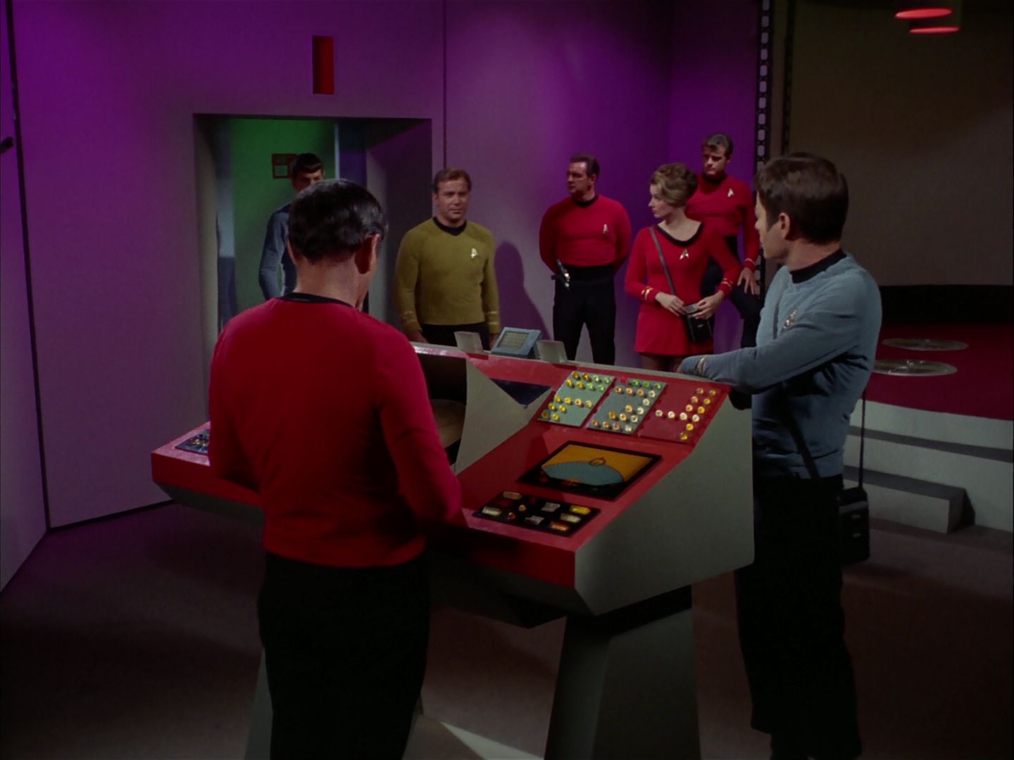 ariane179254_StarTrek_2x20_ReturnToTomorrow_0397.jpg