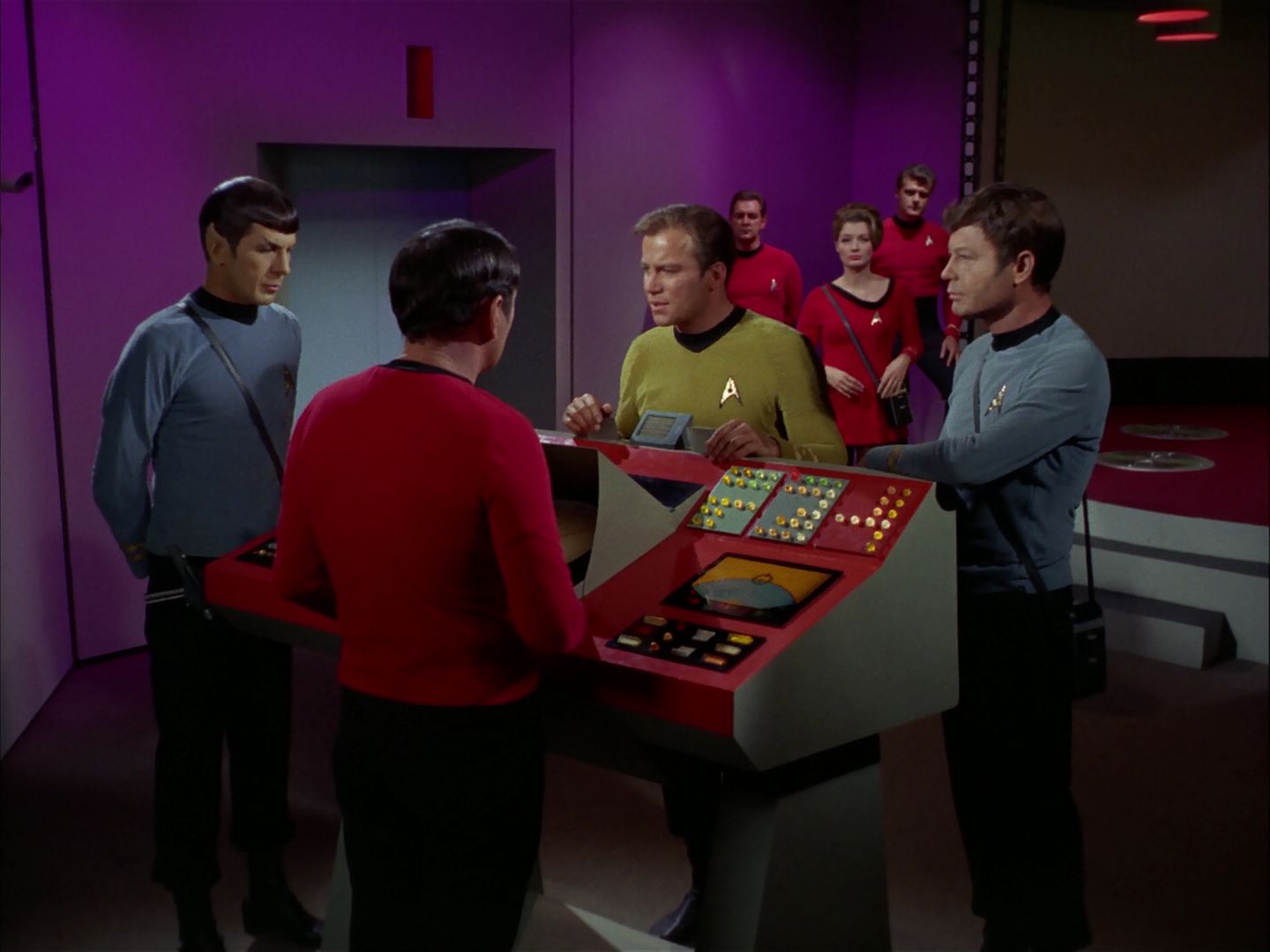 ariane179254_StarTrek_2x20_ReturnToTomorrow_0405.jpg