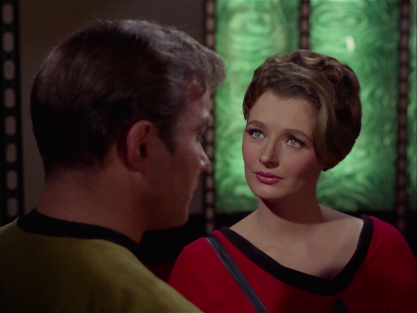 ariane179254_StarTrek_2x20_ReturnToTomorrow_0465.jpg