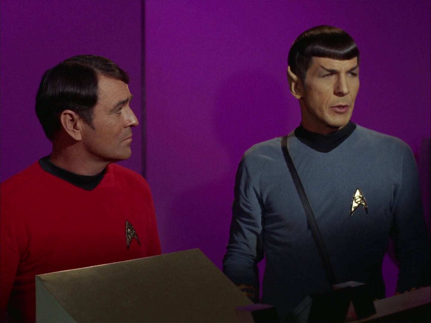 ariane179254_StarTrek_2x20_ReturnToTomorrow_0474.jpg