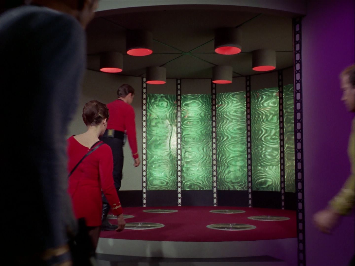 ariane179254_StarTrek_2x20_ReturnToTomorrow_0505.jpg