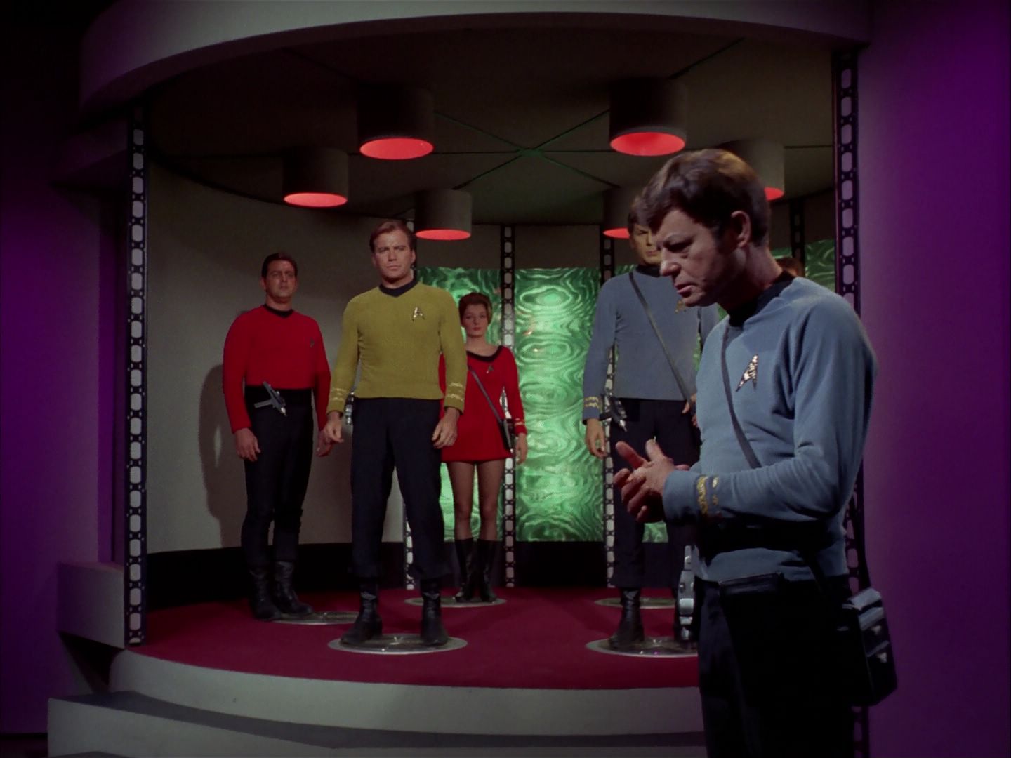 ariane179254_StarTrek_2x20_ReturnToTomorrow_0518.jpg