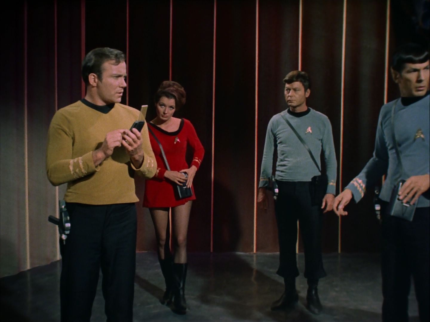 ariane179254_StarTrek_2x20_ReturnToTomorrow_0552.jpg