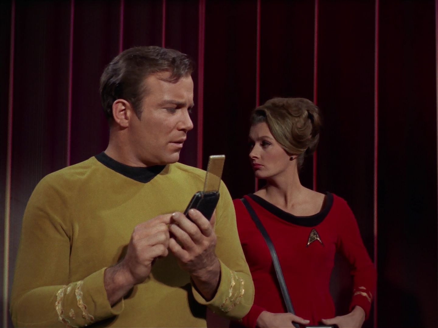 ariane179254_StarTrek_2x20_ReturnToTomorrow_0562.jpg