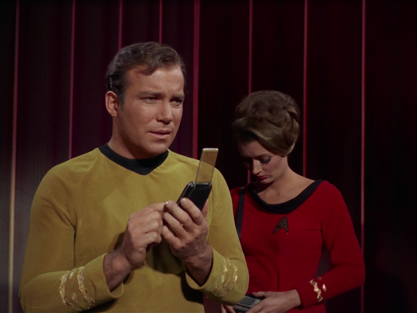 ariane179254_StarTrek_2x20_ReturnToTomorrow_0565.jpg