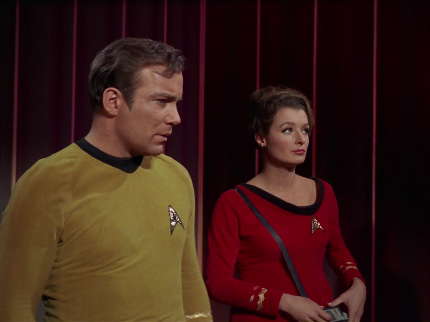 ariane179254_StarTrek_2x20_ReturnToTomorrow_0575.jpg