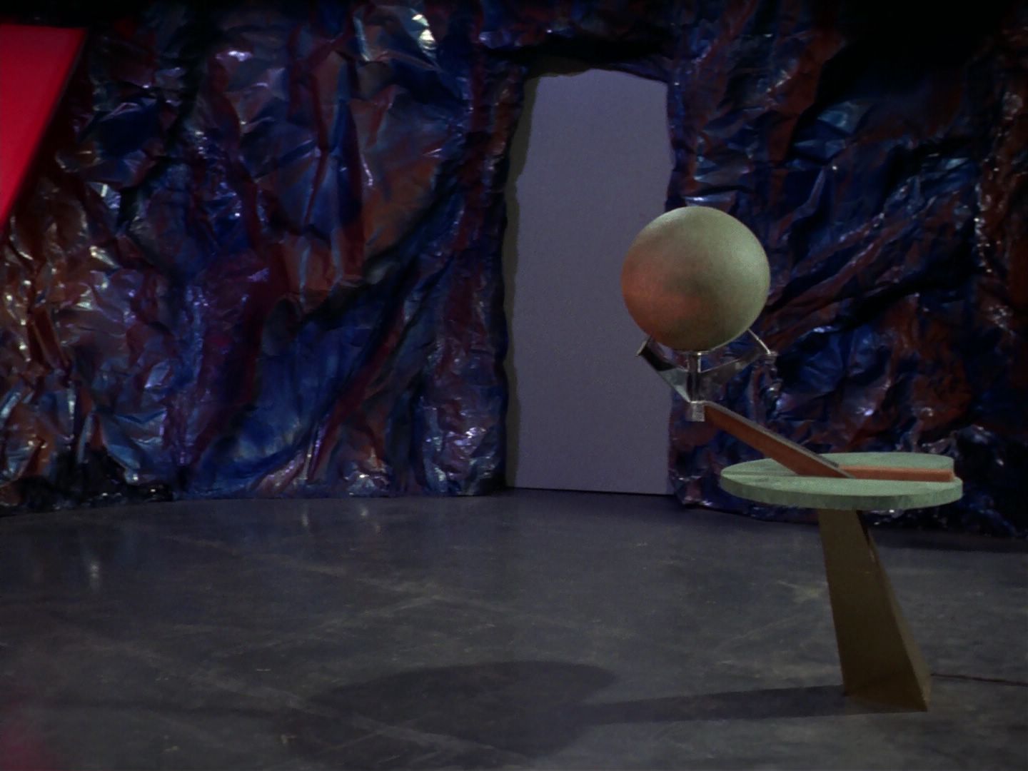 ariane179254_StarTrek_2x20_ReturnToTomorrow_0618.jpg
