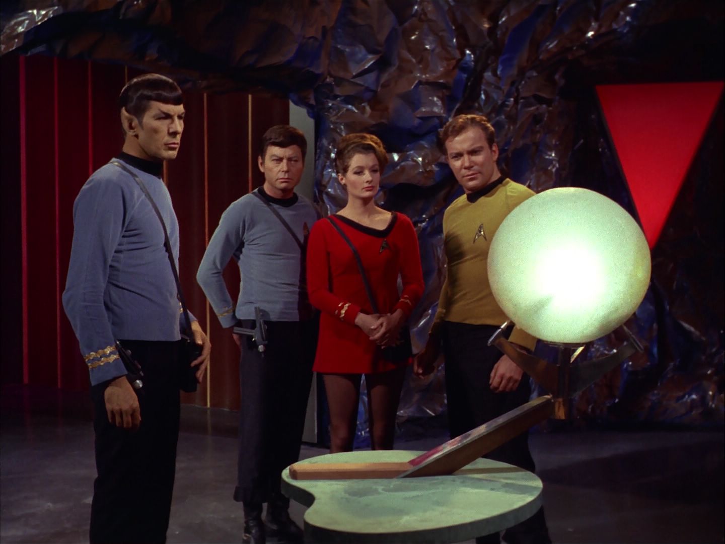 ariane179254_StarTrek_2x20_ReturnToTomorrow_0689.jpg
