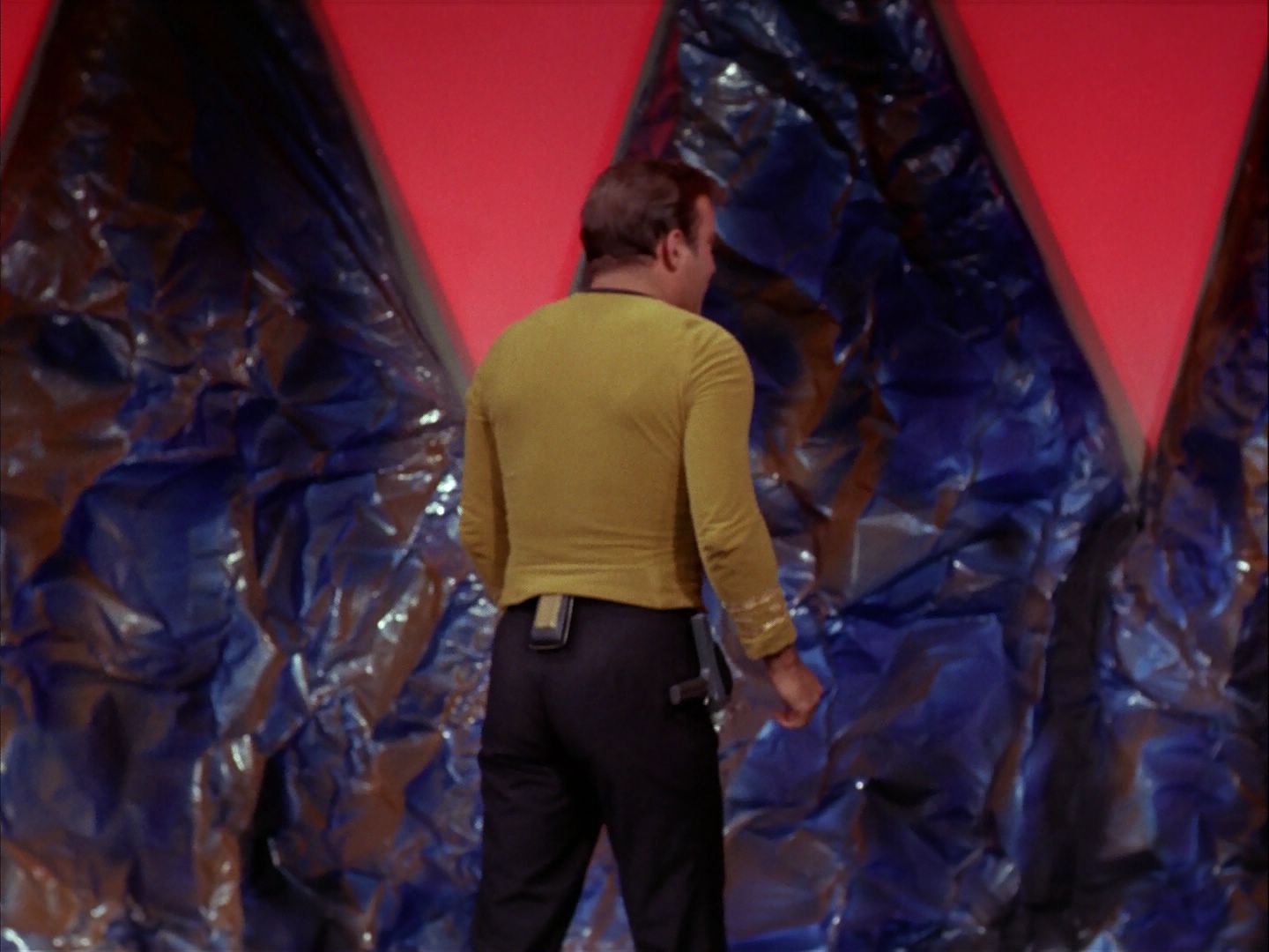 ariane179254_StarTrek_2x20_ReturnToTomorrow_0883.jpg
