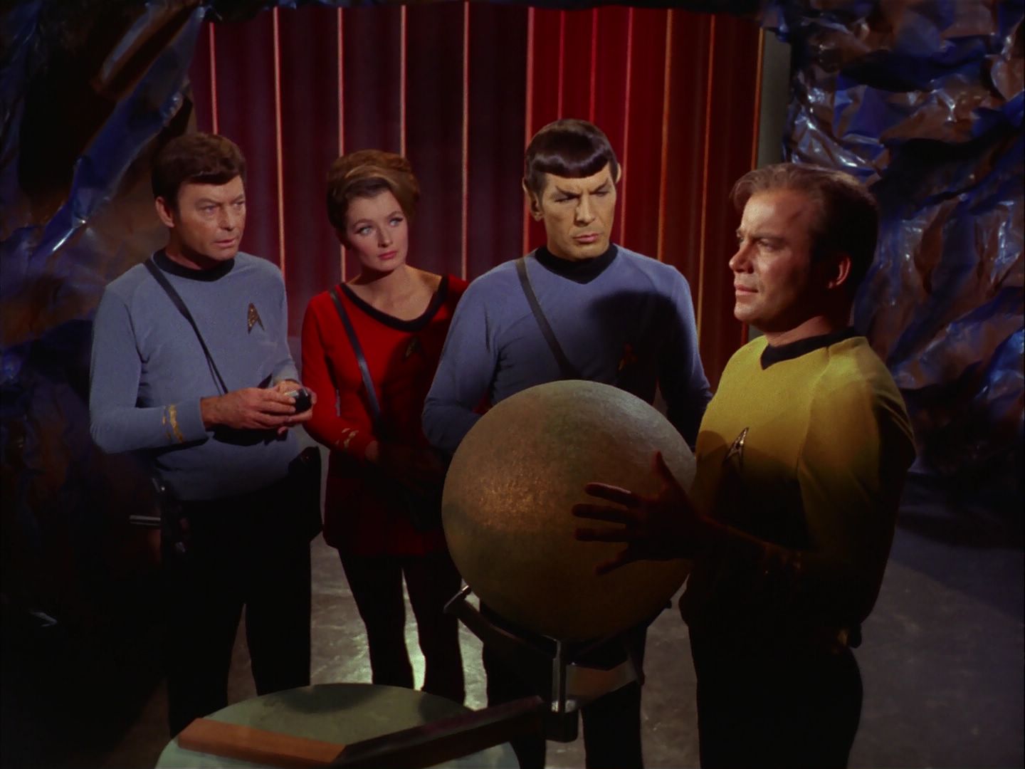 ariane179254_StarTrek_2x20_ReturnToTomorrow_0918.jpg