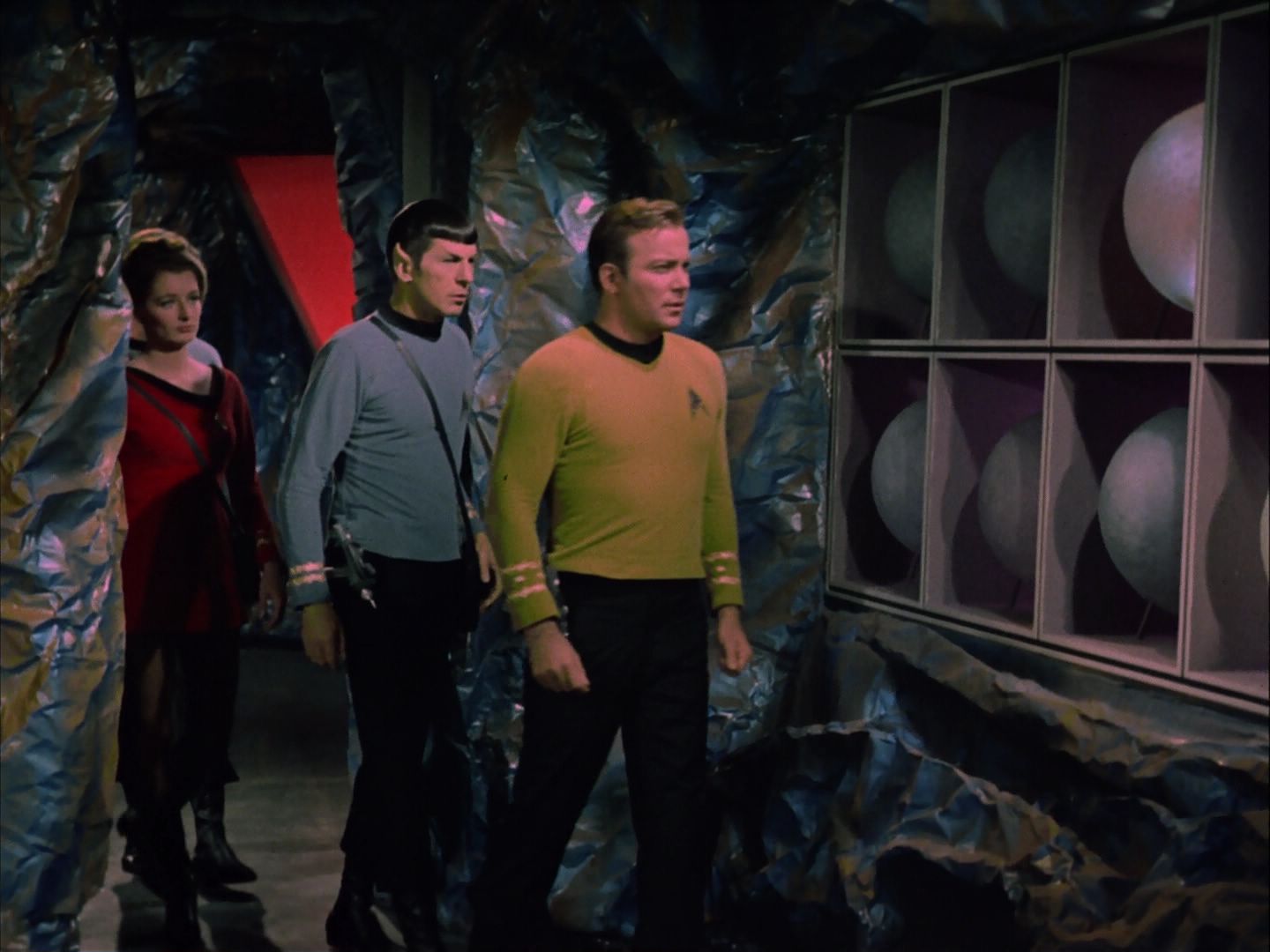ariane179254_StarTrek_2x20_ReturnToTomorrow_0976.jpg
