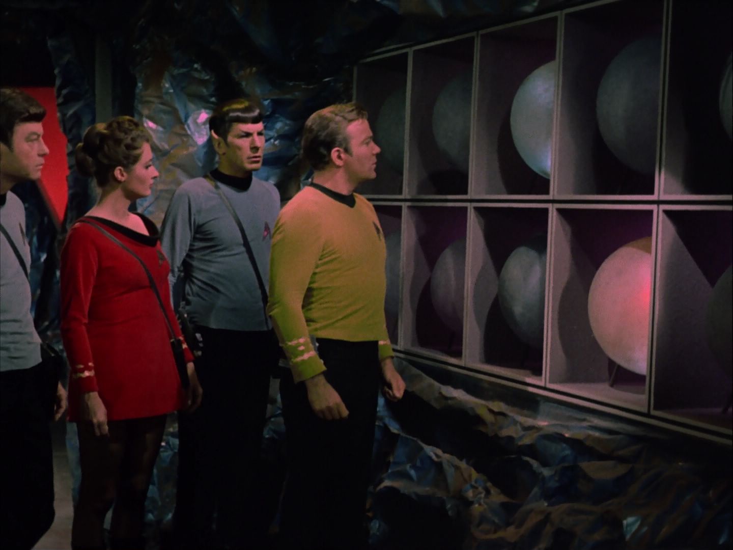 ariane179254_StarTrek_2x20_ReturnToTomorrow_0983.jpg