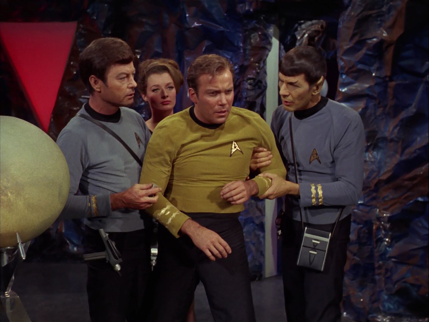 ariane179254_StarTrek_2x20_ReturnToTomorrow_1184.jpg